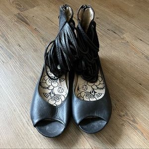 Fly London Leather Flats Shoes Tassels Straps Black Size 39 EU 9US